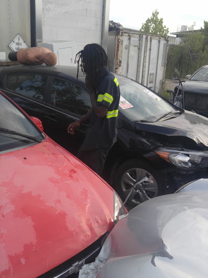 How Much Will Crazy Rays Pay For A Car Chief Revenue Officer Salary: Crazy Rays Buy Junk Cars